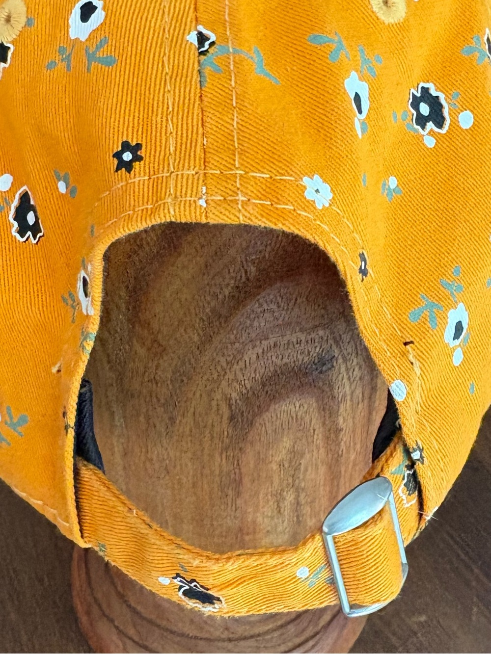New Era Iowa Hawkeyes Floral Corduroy Adjustable Women’s Hat Yellow - Picture 8 of 9